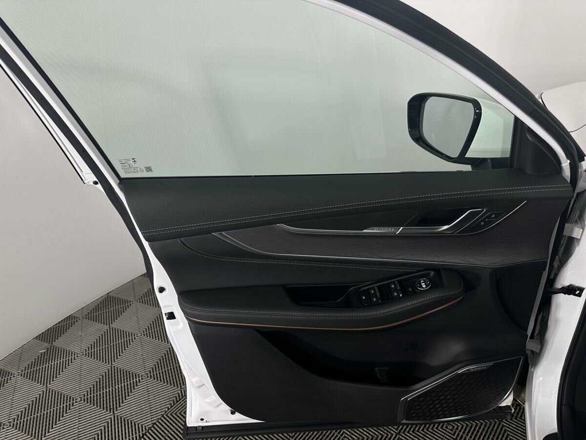 Купить EXEED LX с пробегом. Фото: #7