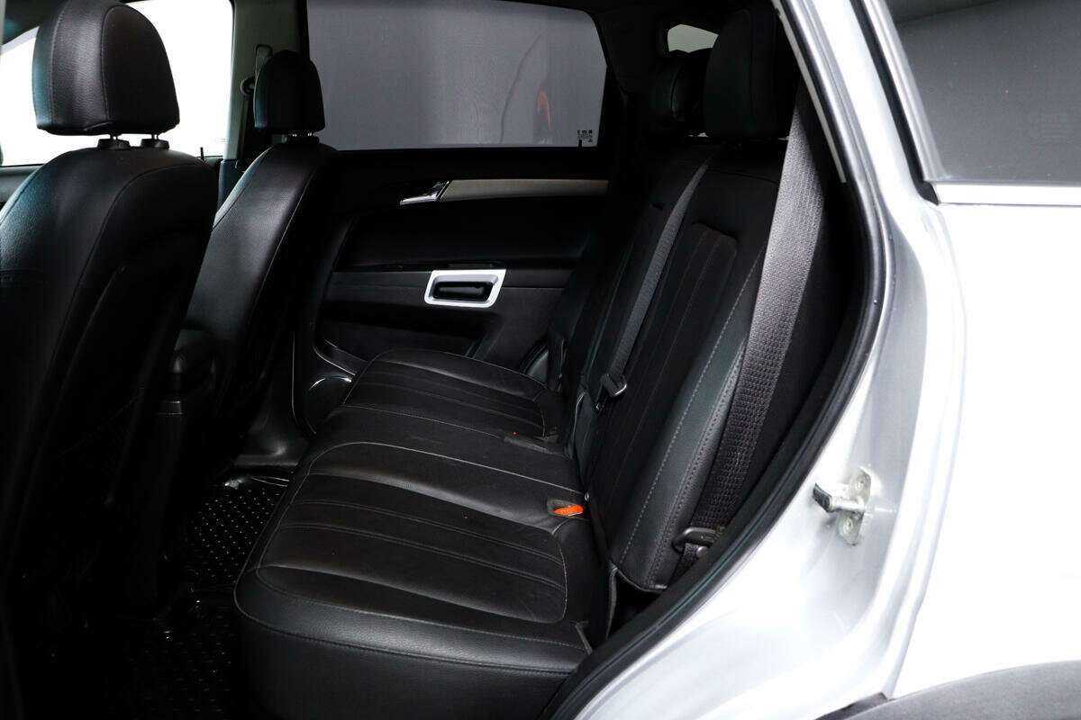 Купить Opel Antara с пробегом. Фото: #11