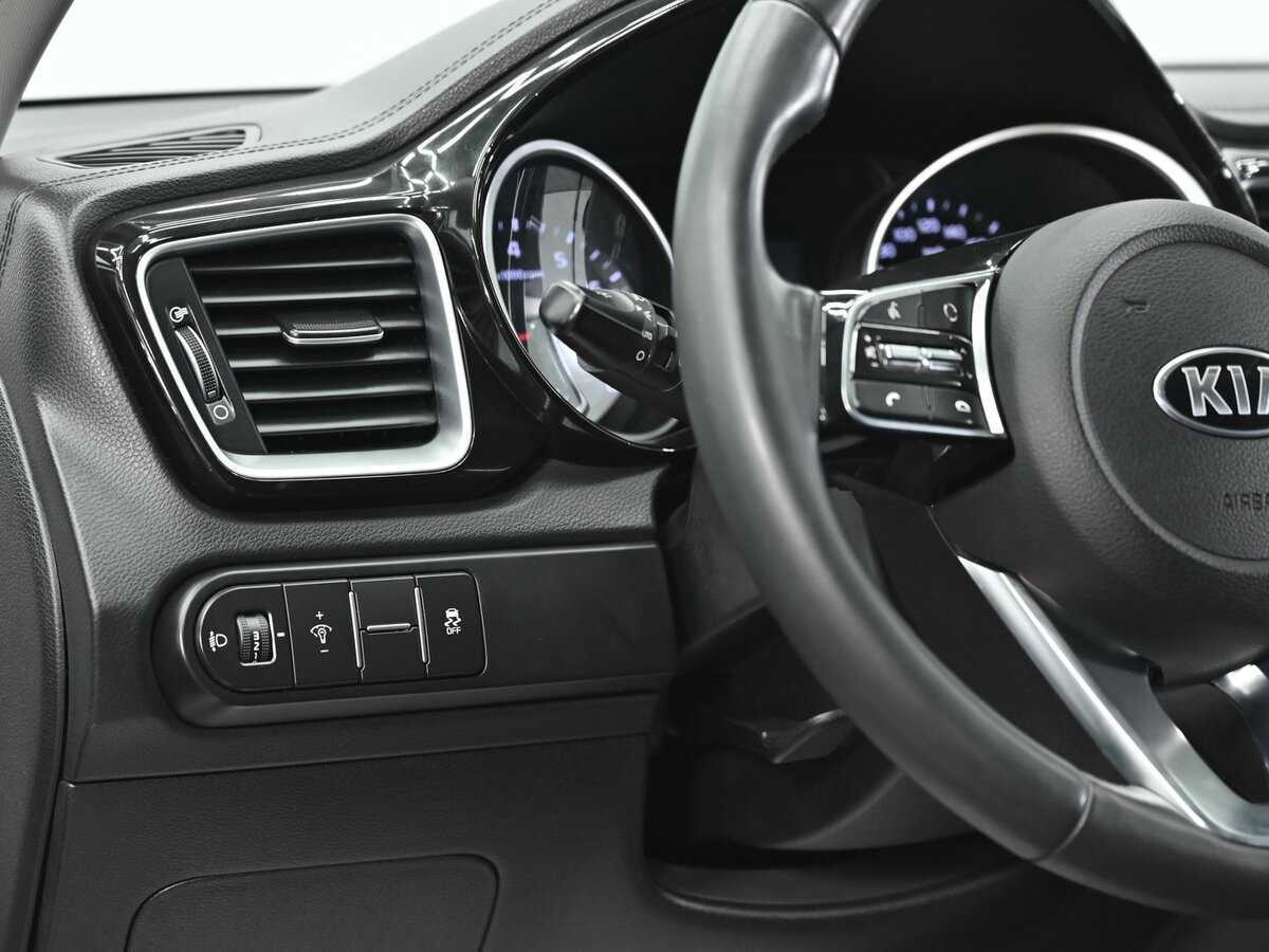 Купить Kia Ceed с пробегом. Фото: #7