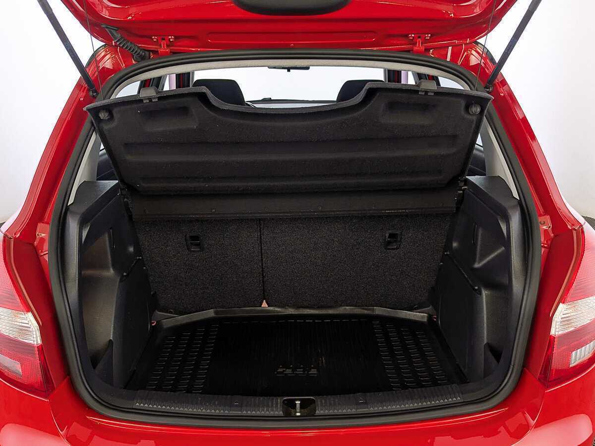 Купить Skoda Fabia с пробегом. Фото: #9