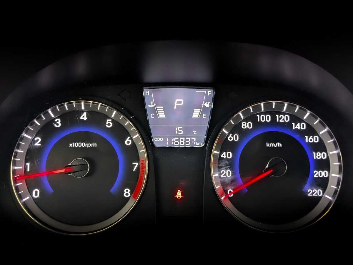 Купить Hyundai Solaris с пробегом. Фото: #10