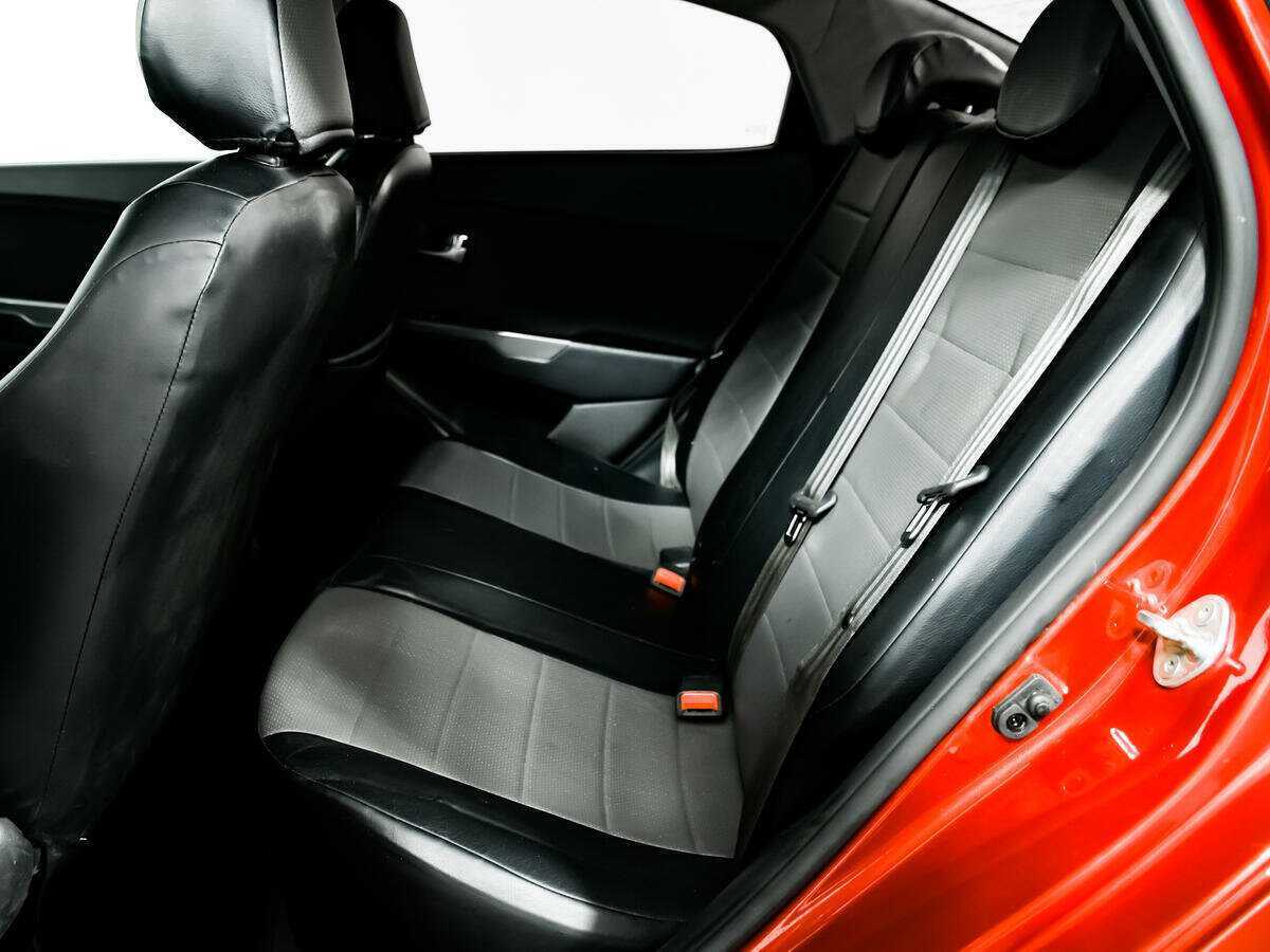 Купить Kia Rio с пробегом. Фото: #10