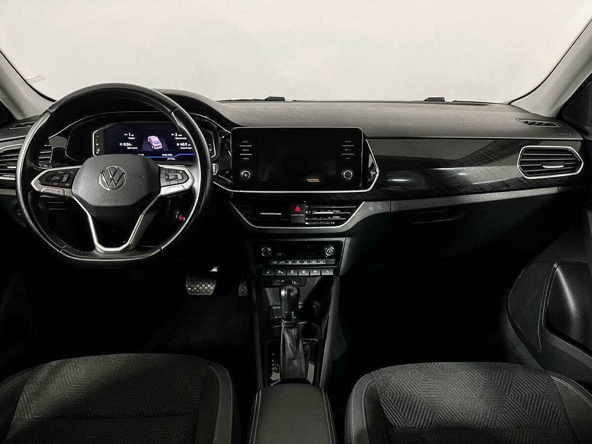 Купить Volkswagen Polo с пробегом. Фото: #9