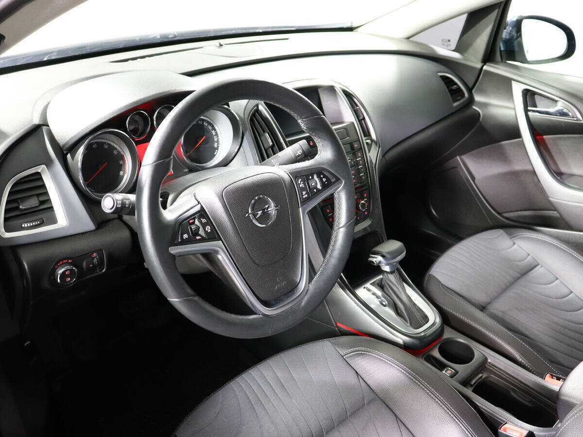 Купить Opel Astra с пробегом. Фото: #11