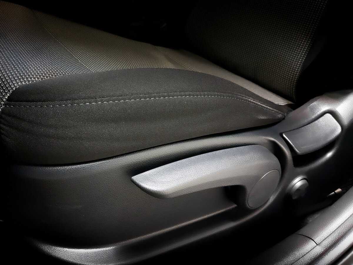 Купить Hyundai Solaris с пробегом. Фото: #25