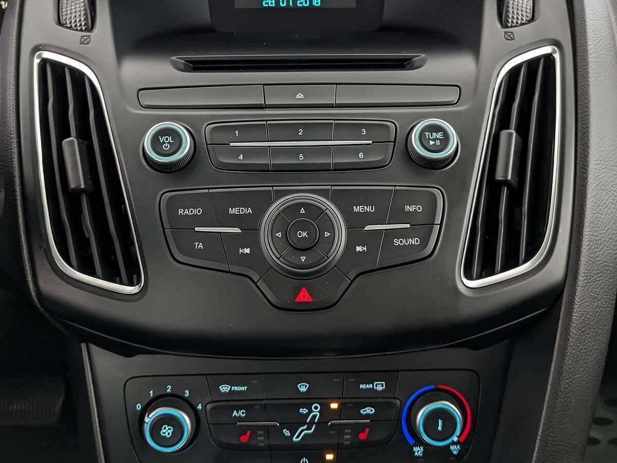 Купить Ford Focus с пробегом. Фото: #12