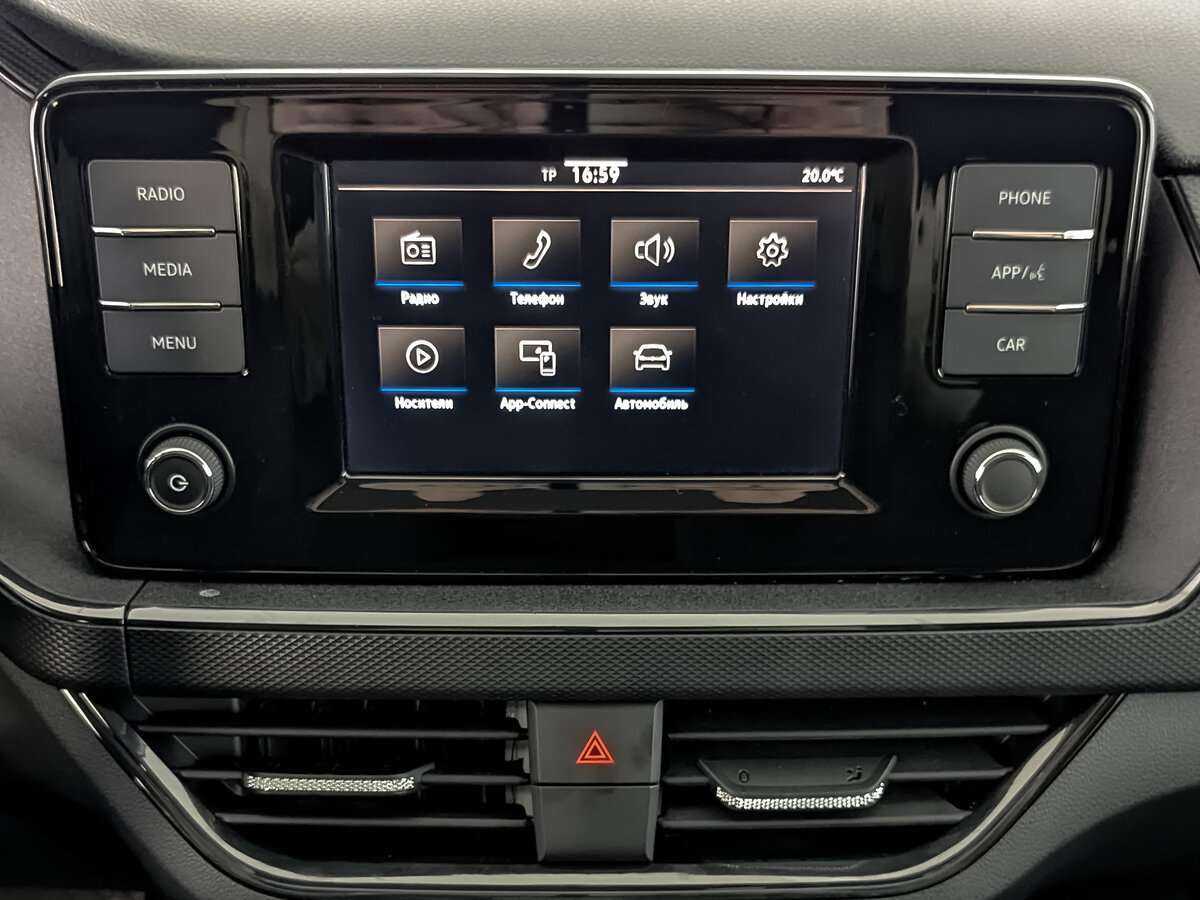 Купить Volkswagen Polo с пробегом. Фото: #12