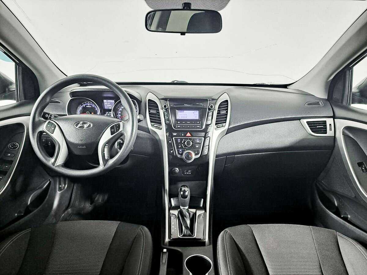 Купить Hyundai i30 с пробегом. Фото: #9