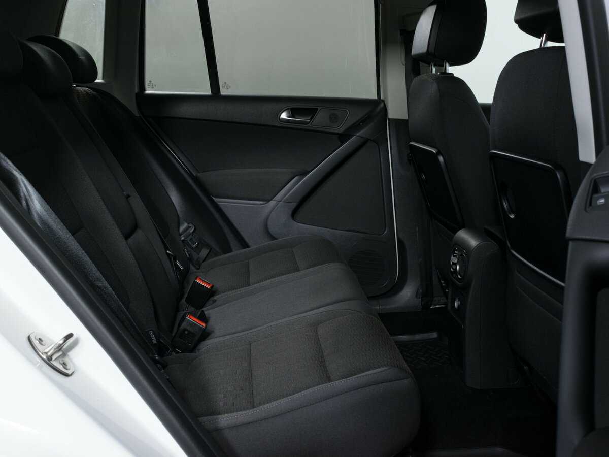 Купить Volkswagen Tiguan с пробегом. Фото: #9