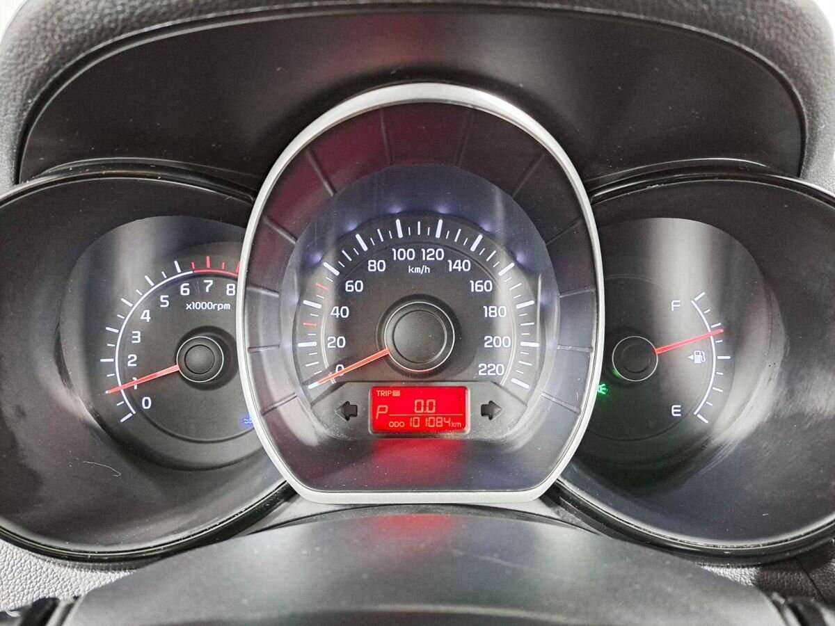 Купить Kia Rio с пробегом. Фото: #10