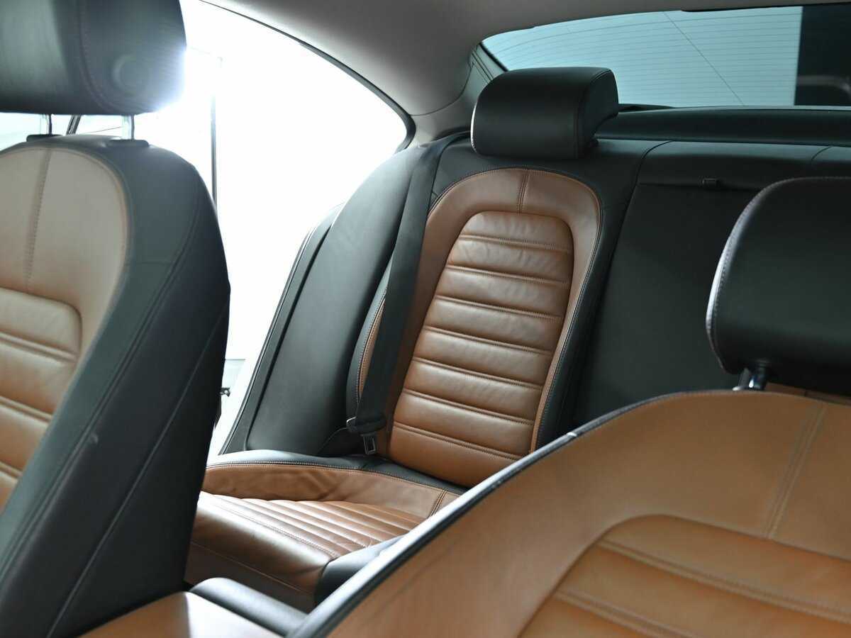 Купить Volkswagen Passat CC с пробегом. Фото: #13