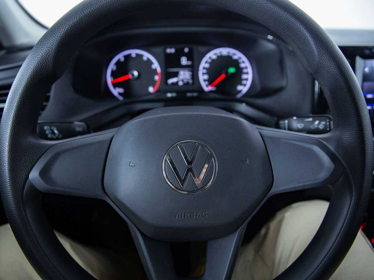 Купить Volkswagen Polo с пробегом. Фото: #9