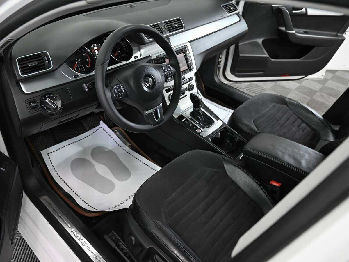 Купить Volkswagen Passat с пробегом. Фото: #4