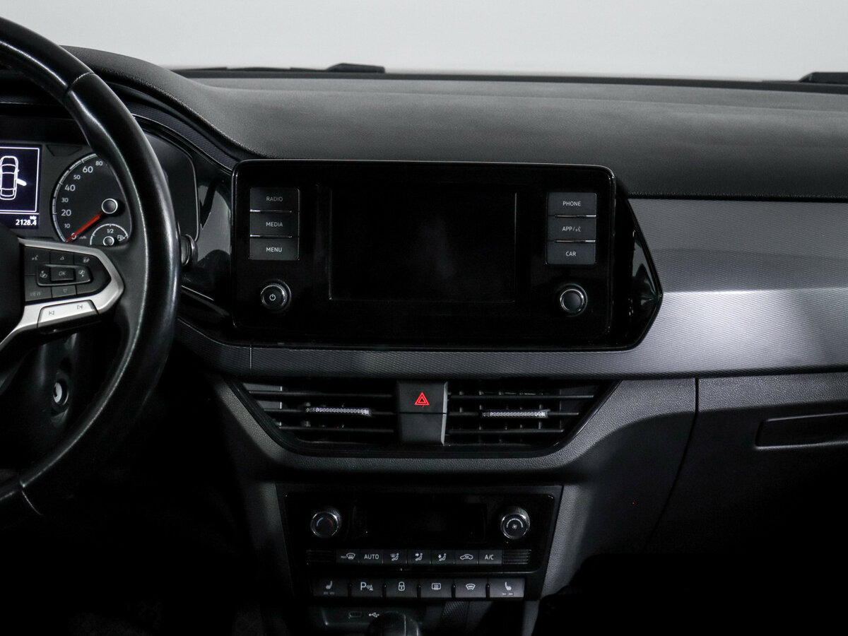 Купить Volkswagen Polo с пробегом. Фото: #10