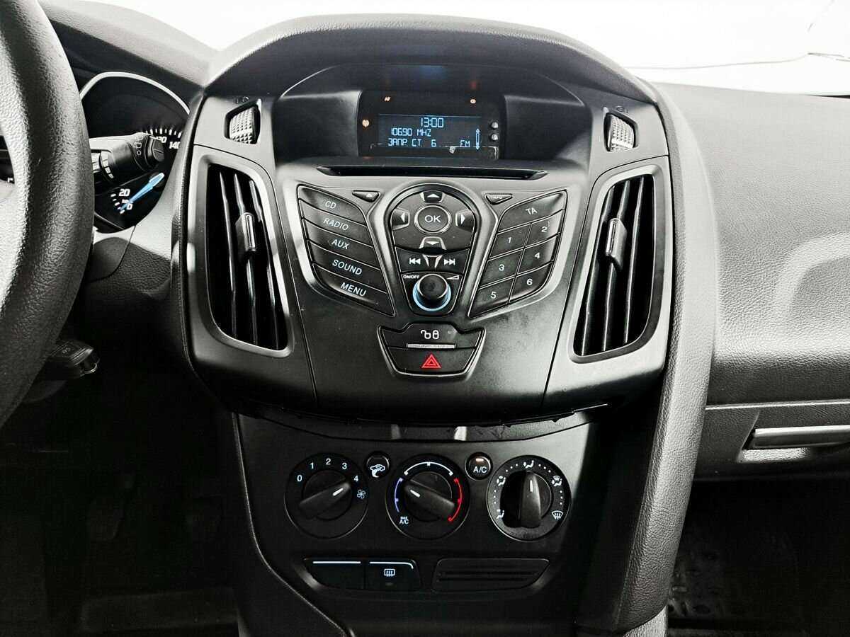 Купить Ford Focus с пробегом. Фото: #10