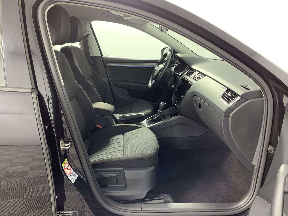 Купить Skoda Octavia с пробегом. Фото: #11