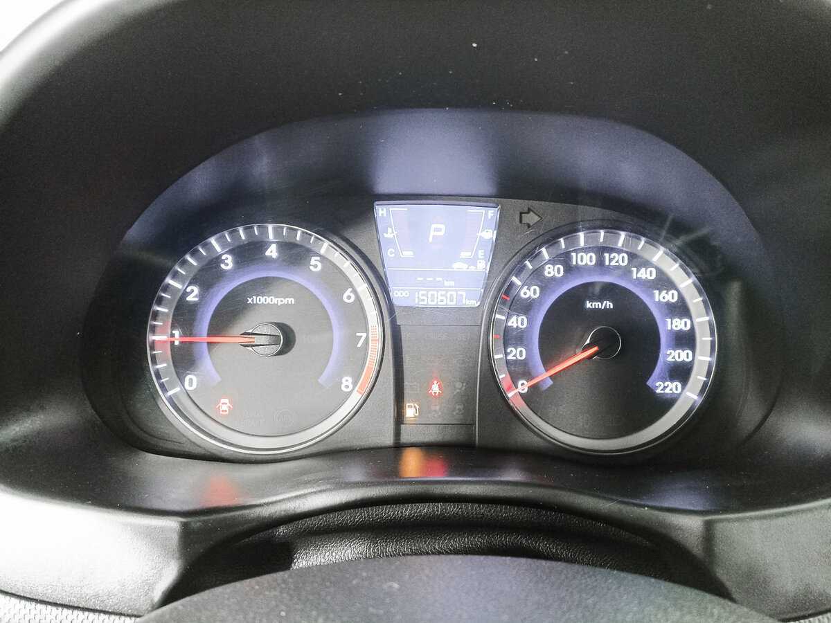 Купить Hyundai Solaris с пробегом. Фото: #12