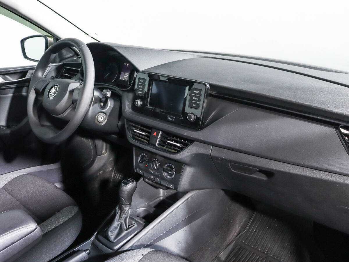 Купить Skoda Rapid с пробегом. Фото: #8