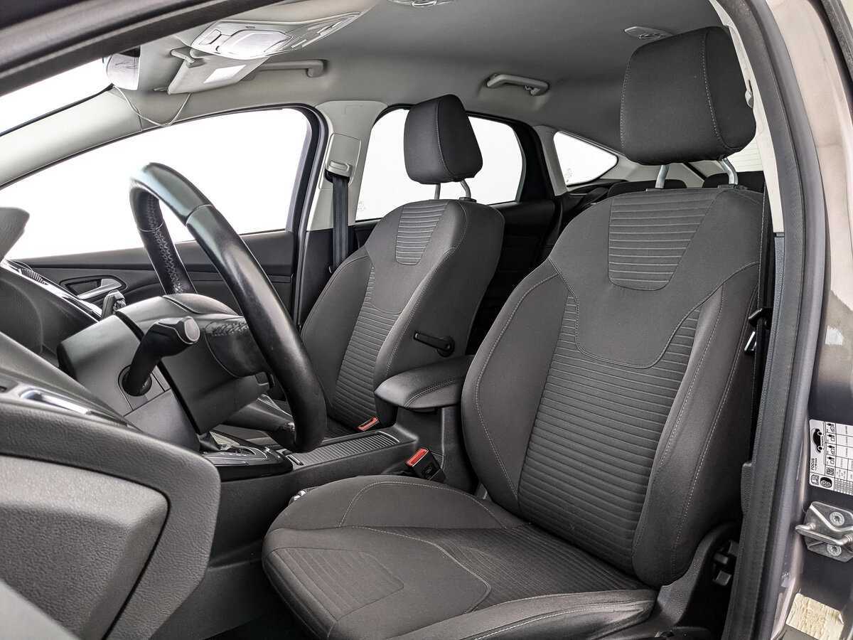 Купить Ford Focus с пробегом. Фото: #15