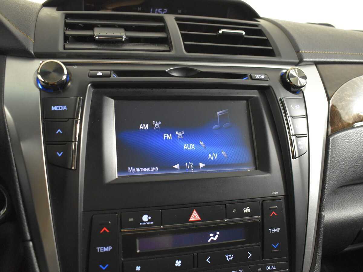 Купить Toyota Camry с пробегом. Фото: #17