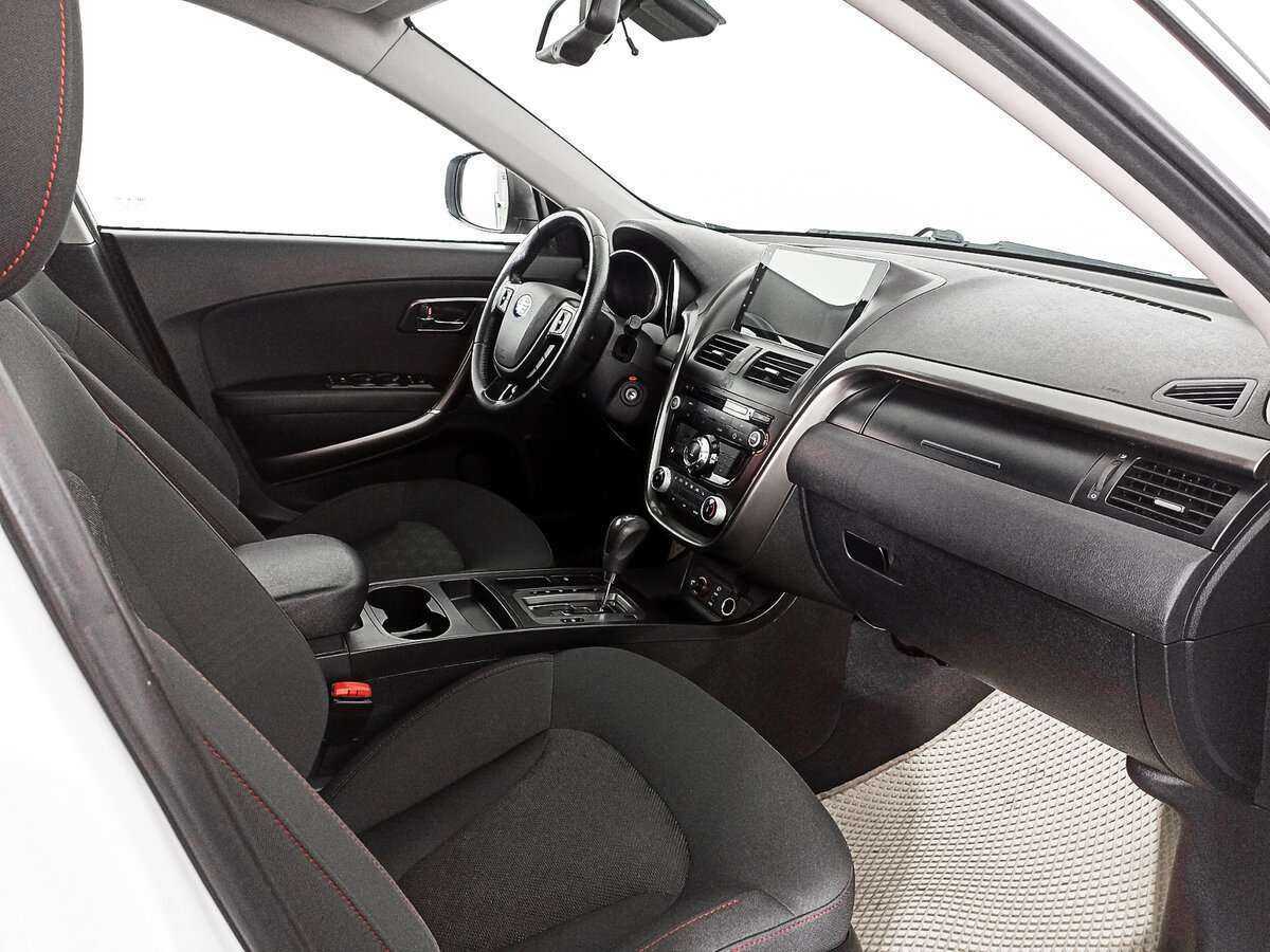 Купить FAW Besturn X80 с пробегом. Фото: #7