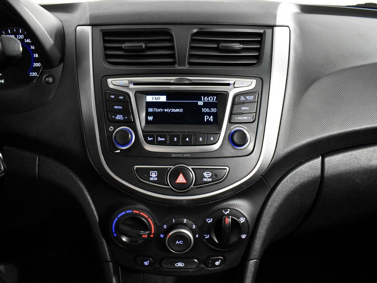 Купить Hyundai Solaris с пробегом. Фото: #13