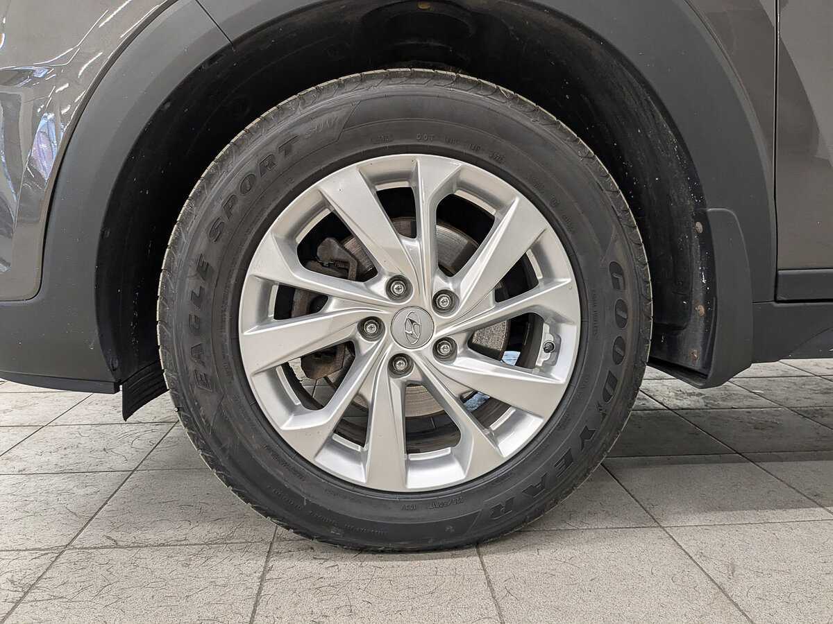 Купить Hyundai Tucson с пробегом. Фото: #11