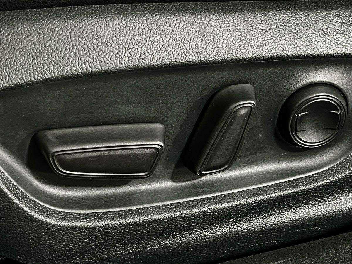 Купить Toyota Camry с пробегом. Фото: #13