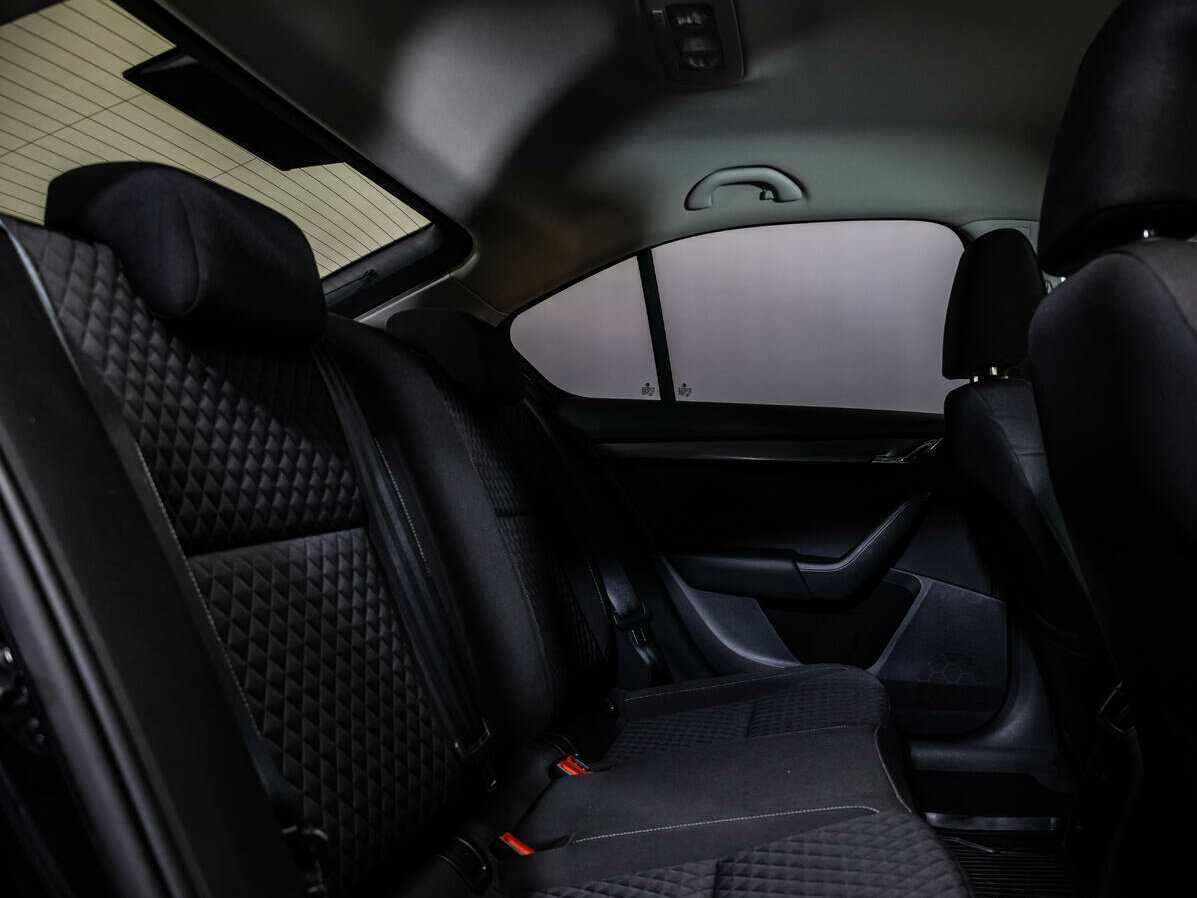 Купить Skoda Octavia с пробегом. Фото: #10