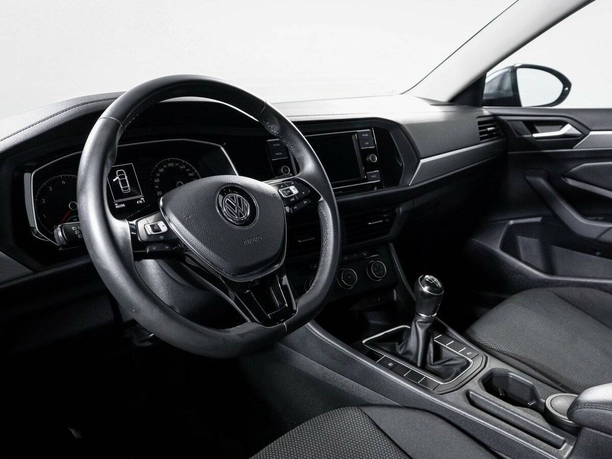Купить Volkswagen Jetta с пробегом. Фото: #13