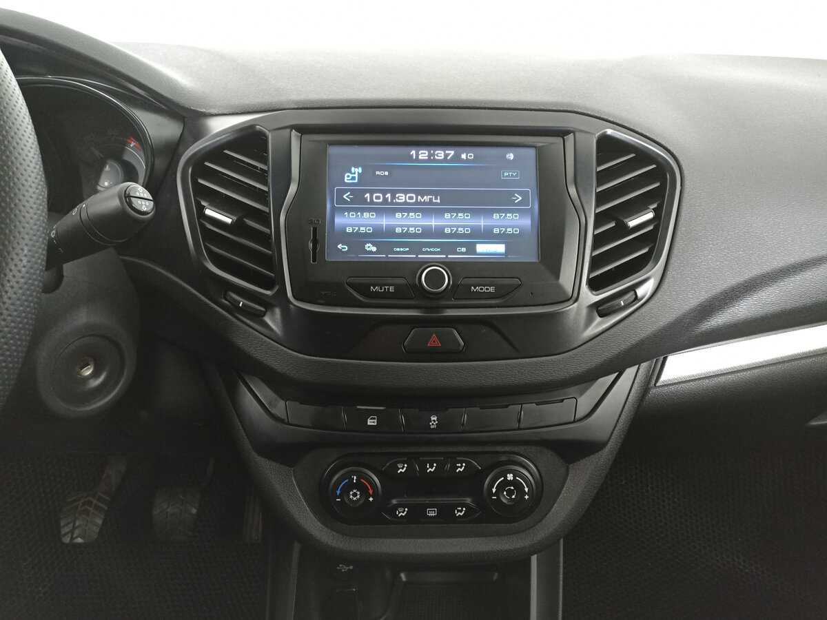 Купить Lada (ВАЗ) Vesta с пробегом. Фото: #13