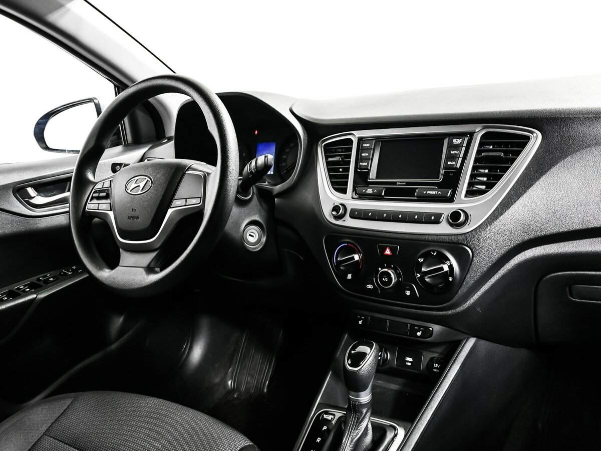 Купить Hyundai Solaris с пробегом. Фото: #8