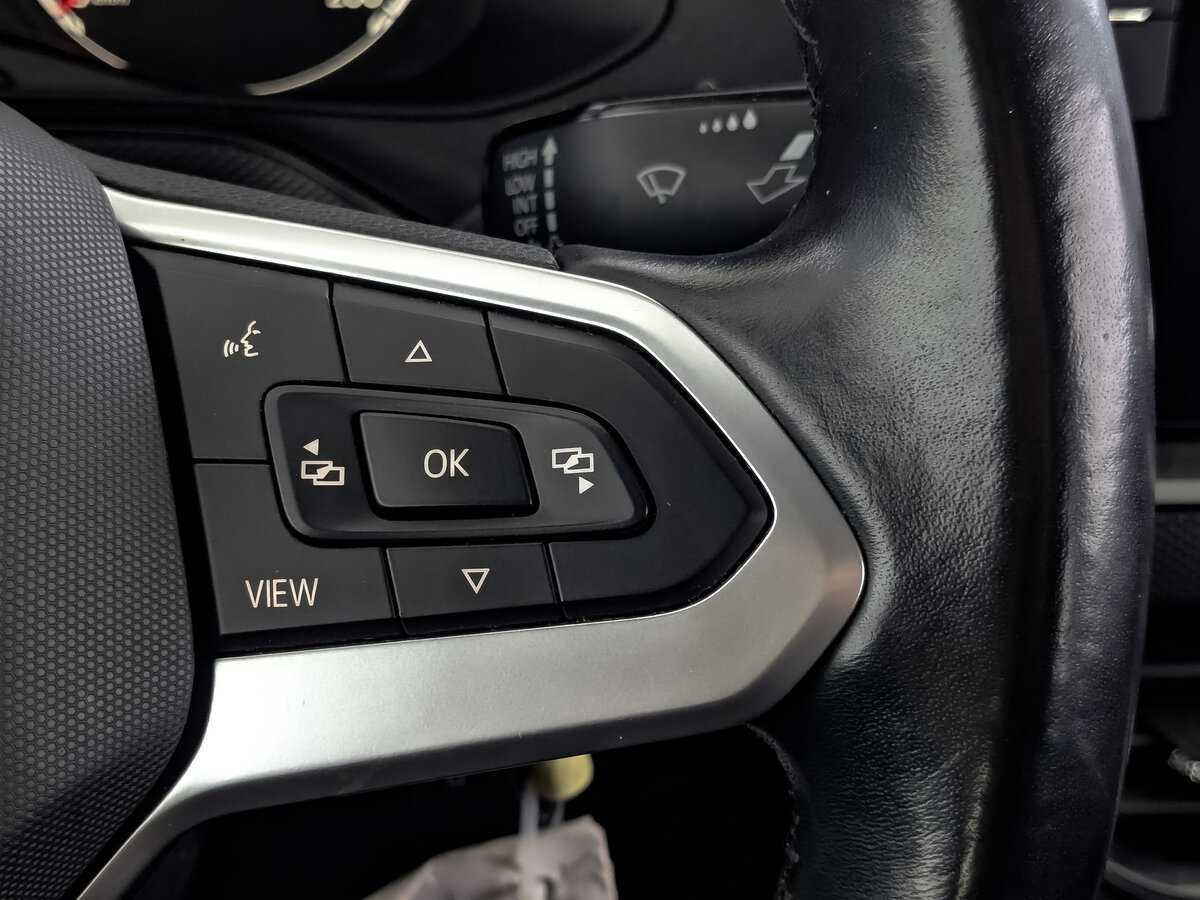 Купить Volkswagen Polo с пробегом. Фото: #27