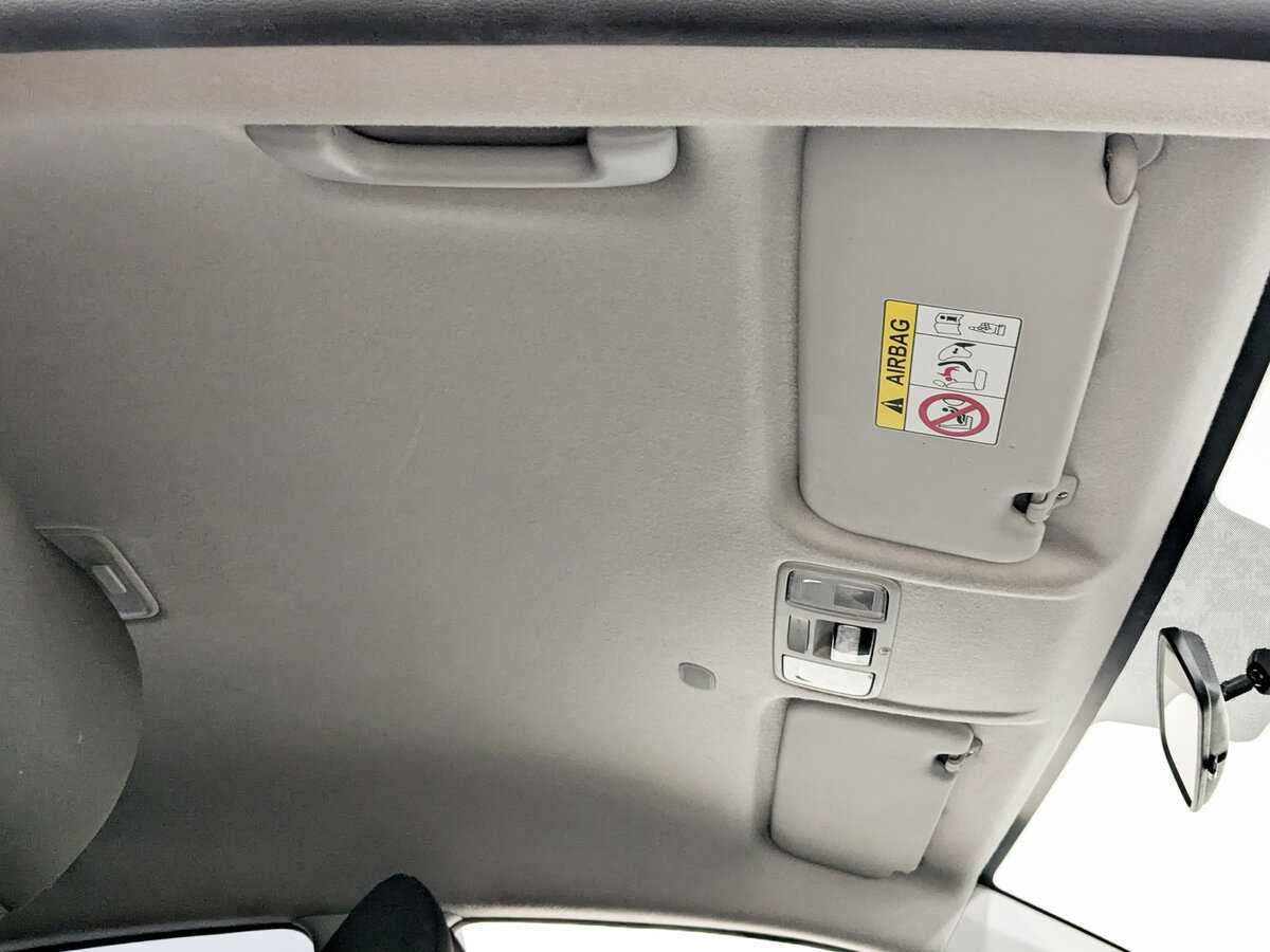 Купить Hyundai Solaris с пробегом. Фото: #21