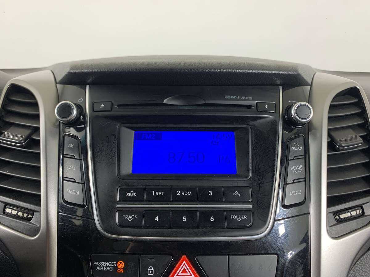 Купить Hyundai i30 с пробегом. Фото: #12