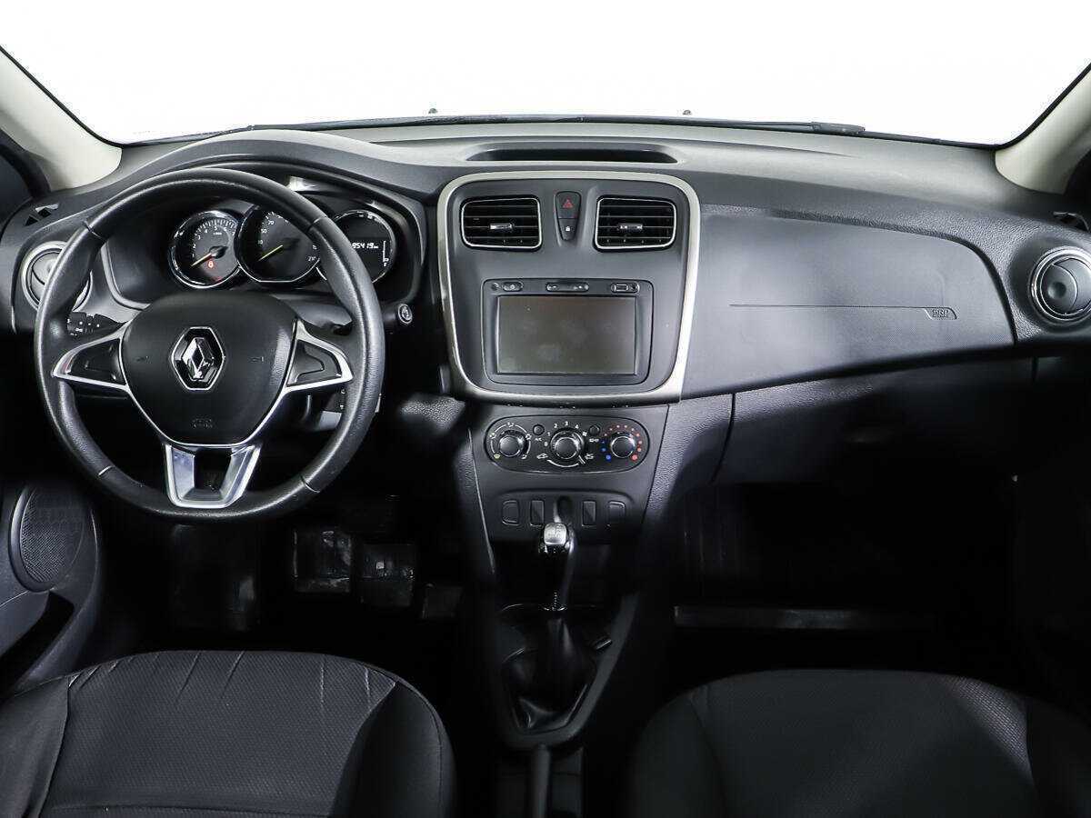 Купить Renault Logan с пробегом. Фото: #10