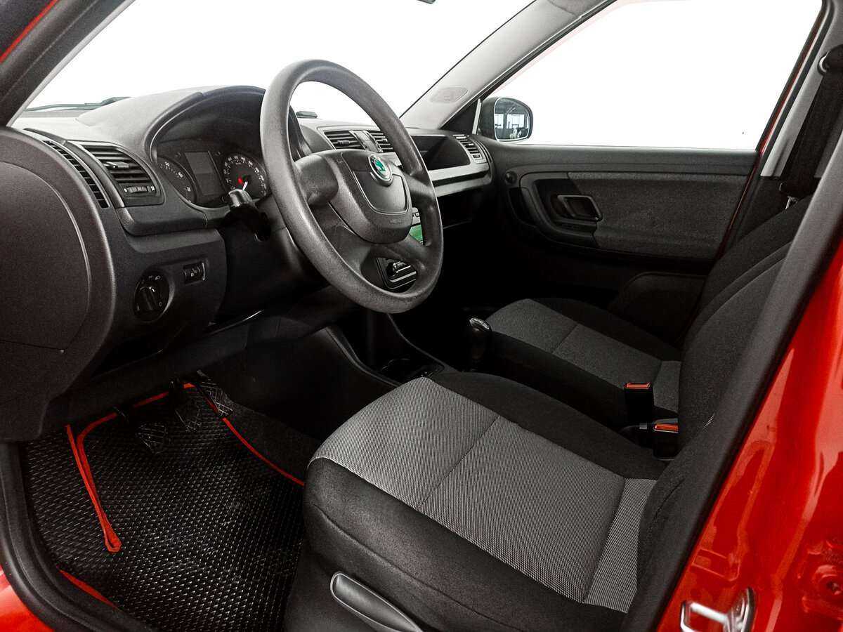 Купить Skoda Fabia с пробегом. Фото: #12