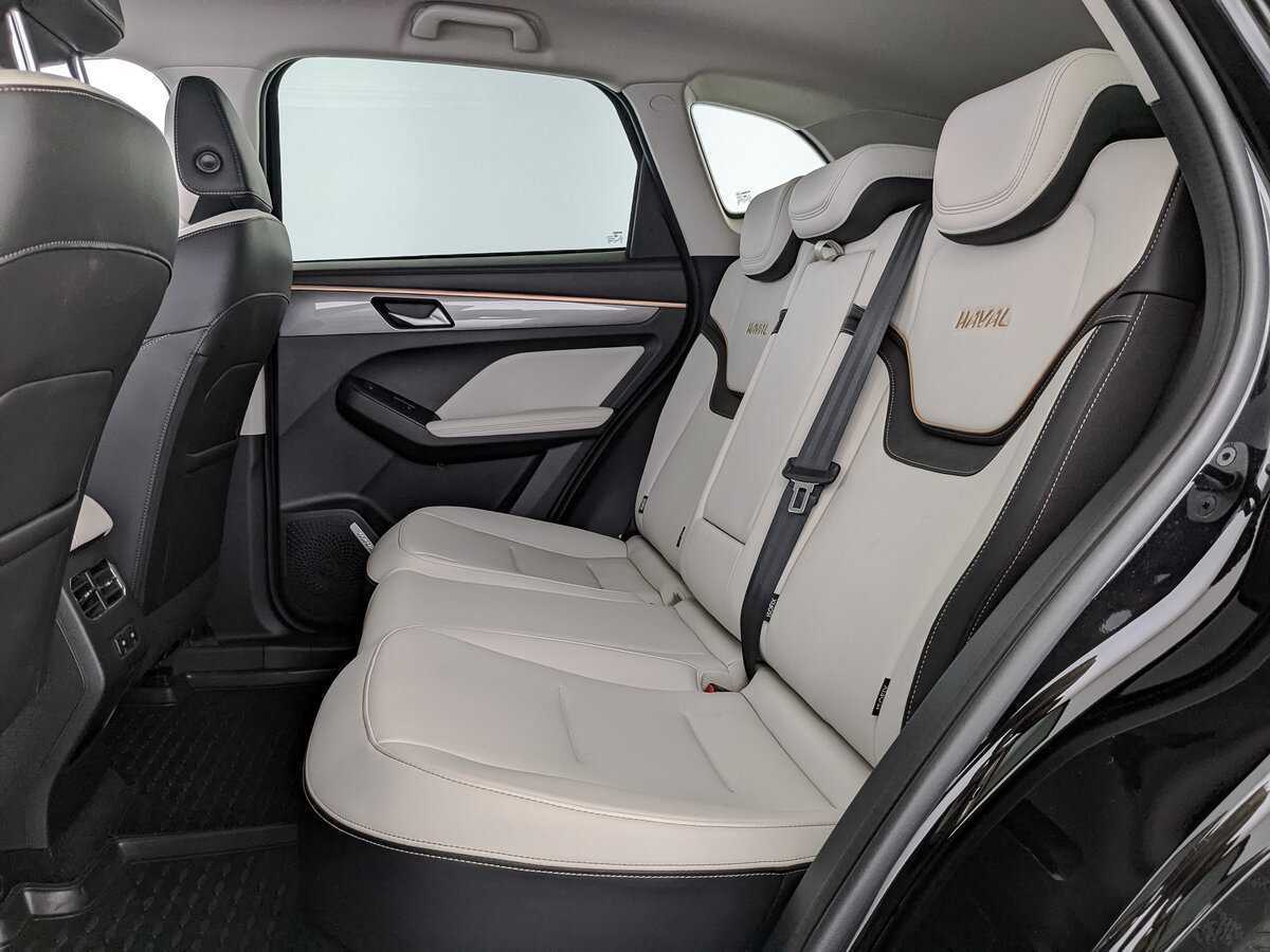 Купить Haval Jolion с пробегом. Фото: #17