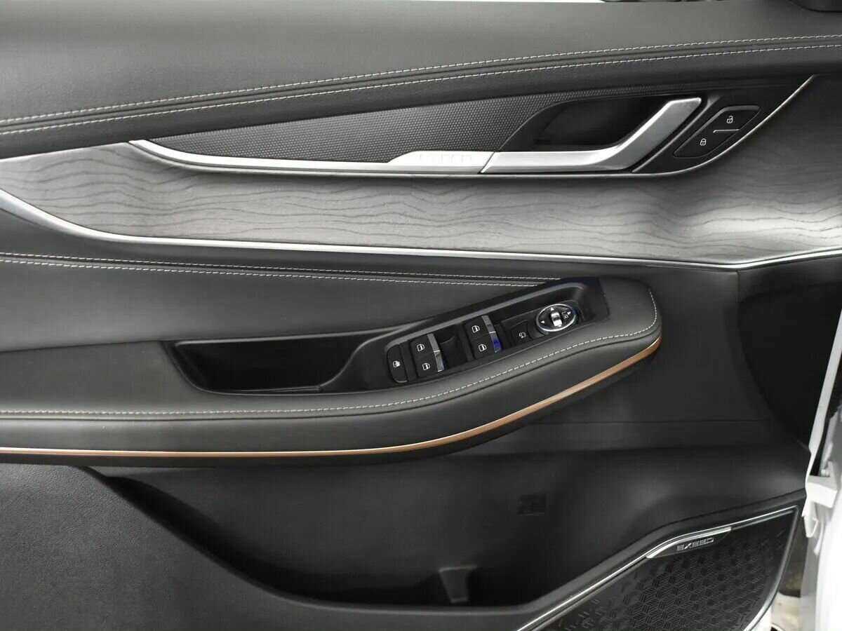 Купить EXEED LX с пробегом. Фото: #20