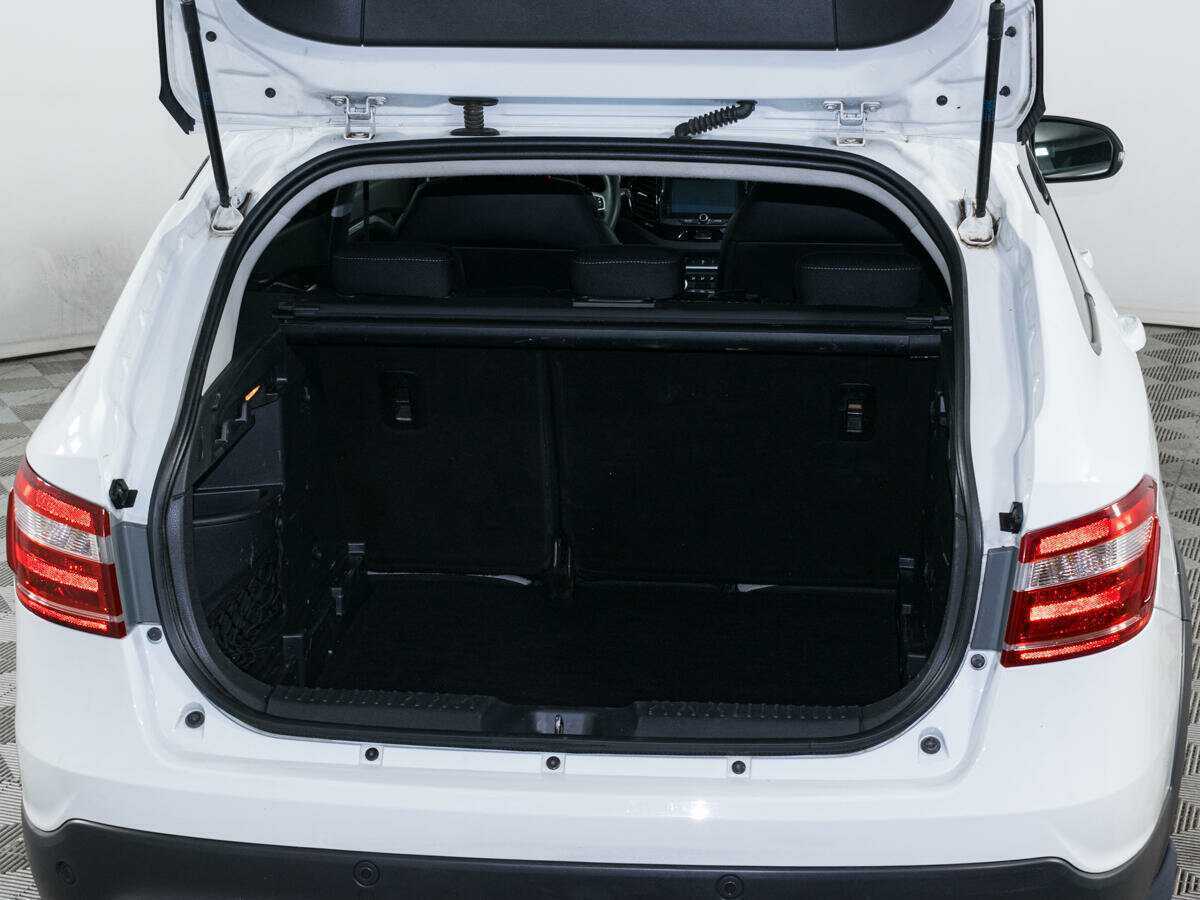 Купить Lada (ВАЗ) Vesta с пробегом. Фото: #6