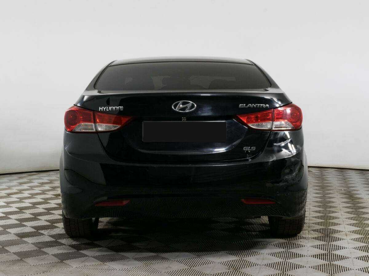 Купить Hyundai Elantra с пробегом. Фото: #5