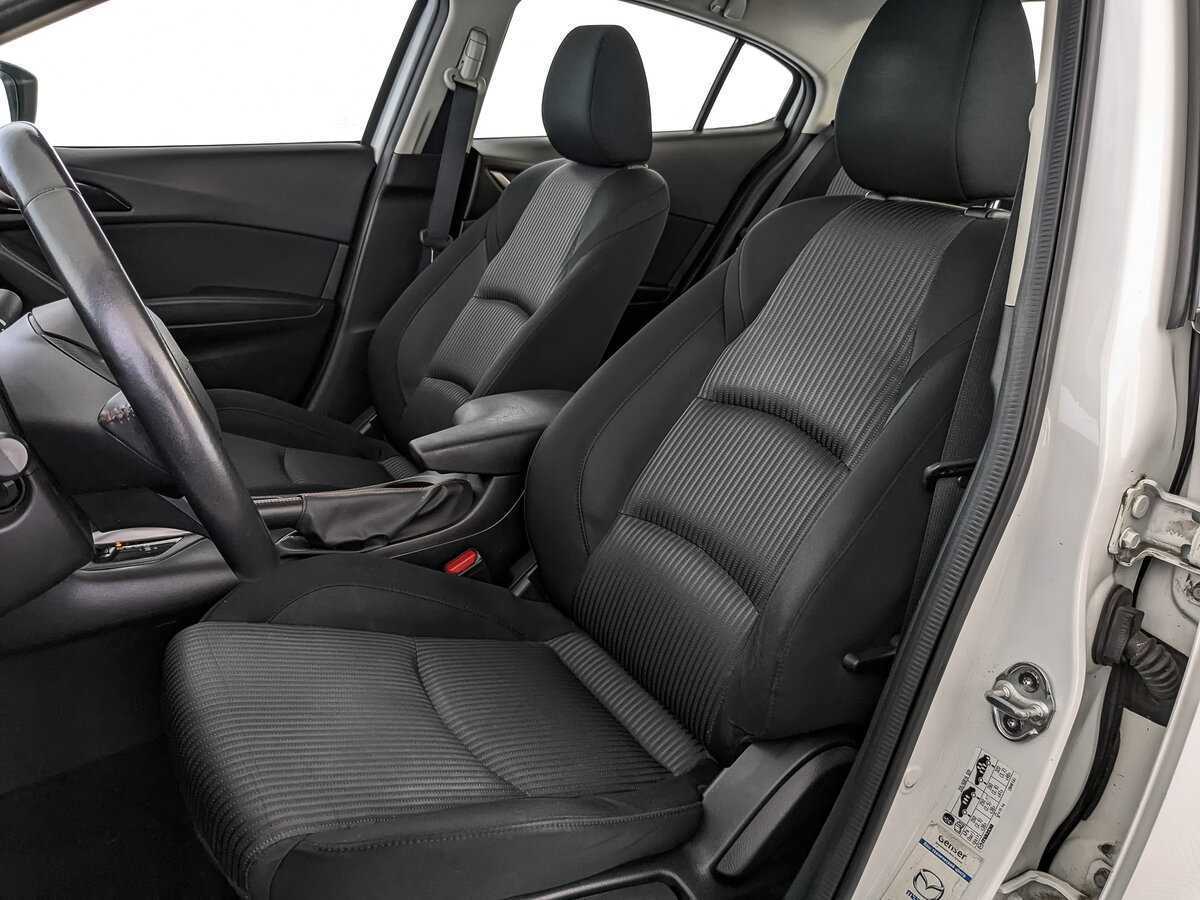 Купить Mazda 3 с пробегом. Фото: #19
