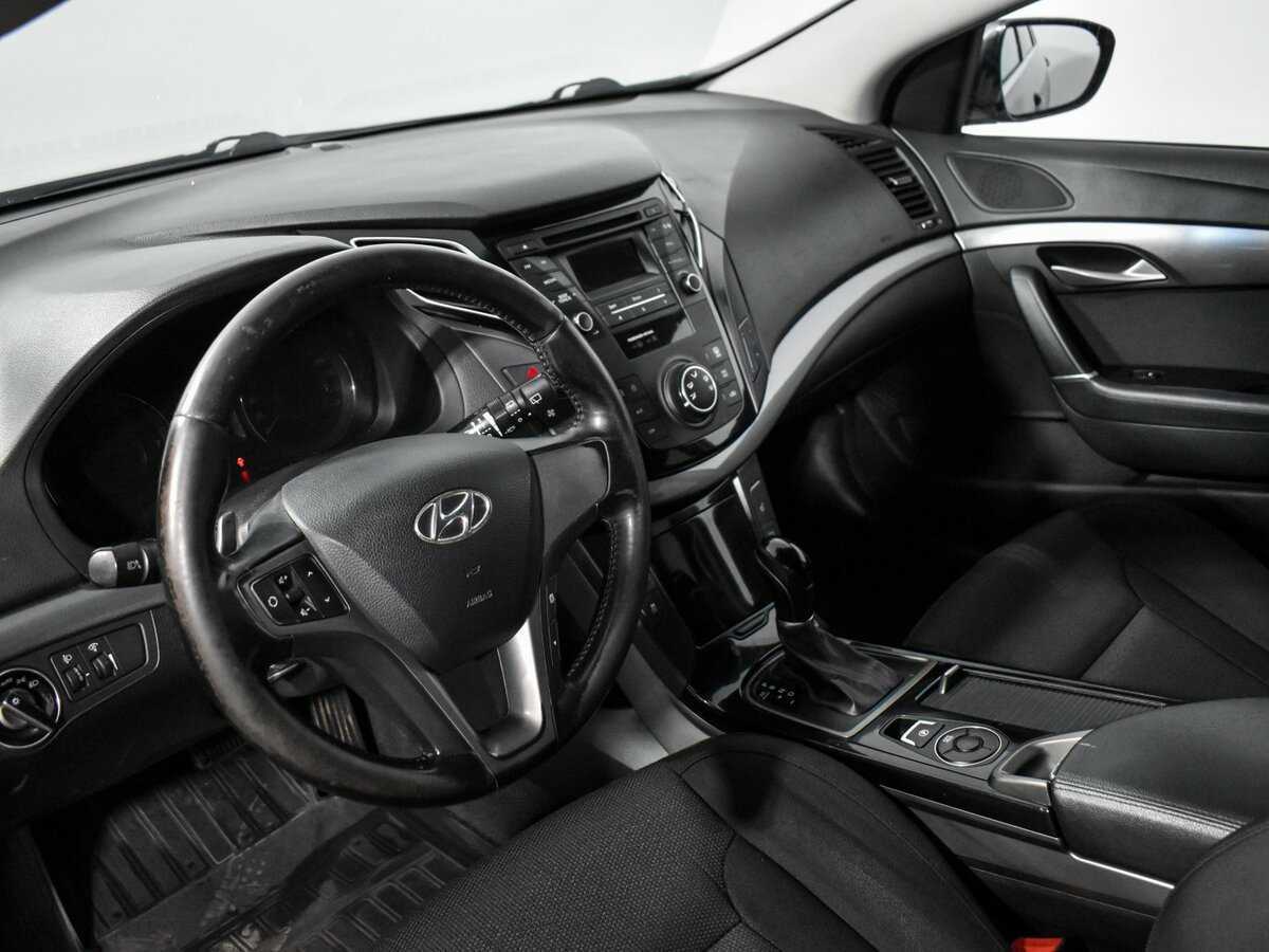 Купить Hyundai i40 с пробегом. Фото: #7