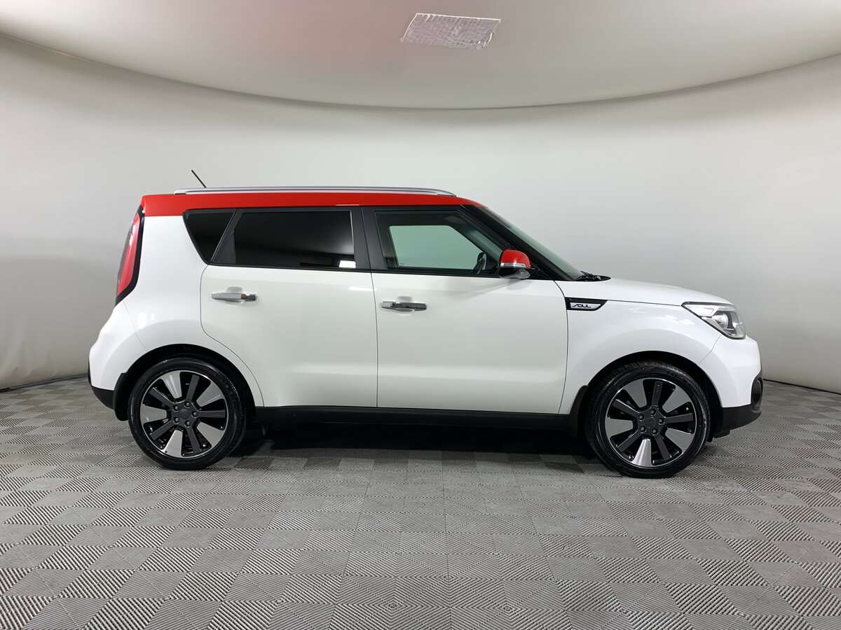 Купить Kia Soul с пробегом. Фото: #3