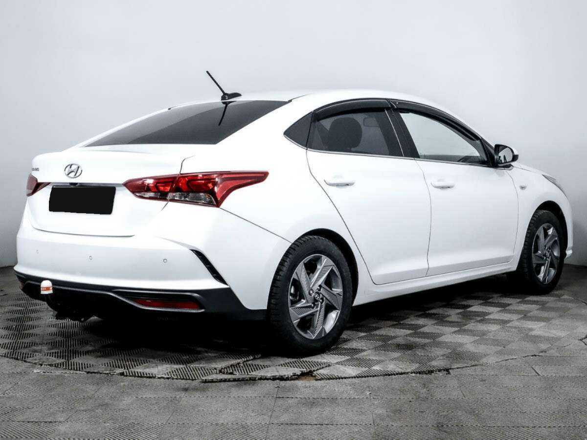 Купить Hyundai Solaris с пробегом. Фото: #4