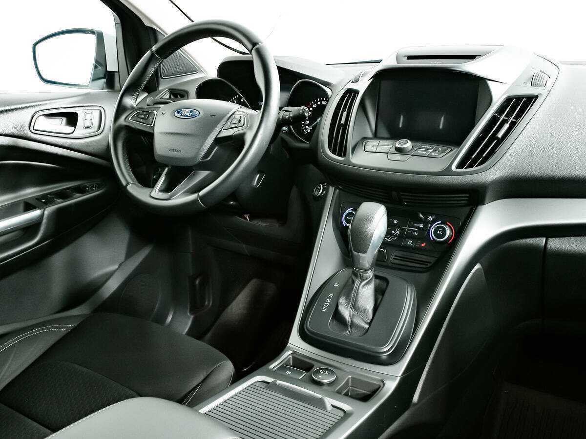 Купить Ford Kuga с пробегом. Фото: #8