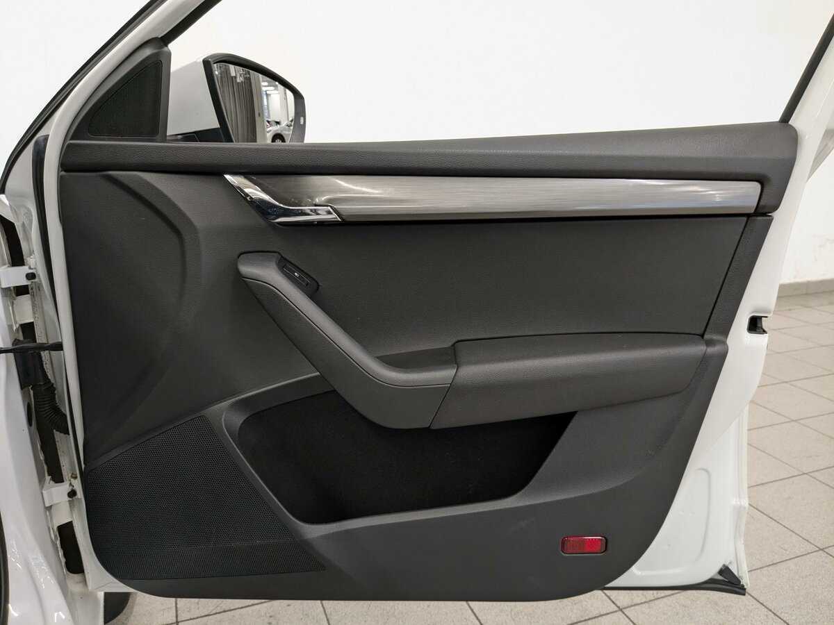 Купить Skoda Octavia с пробегом. Фото: #21