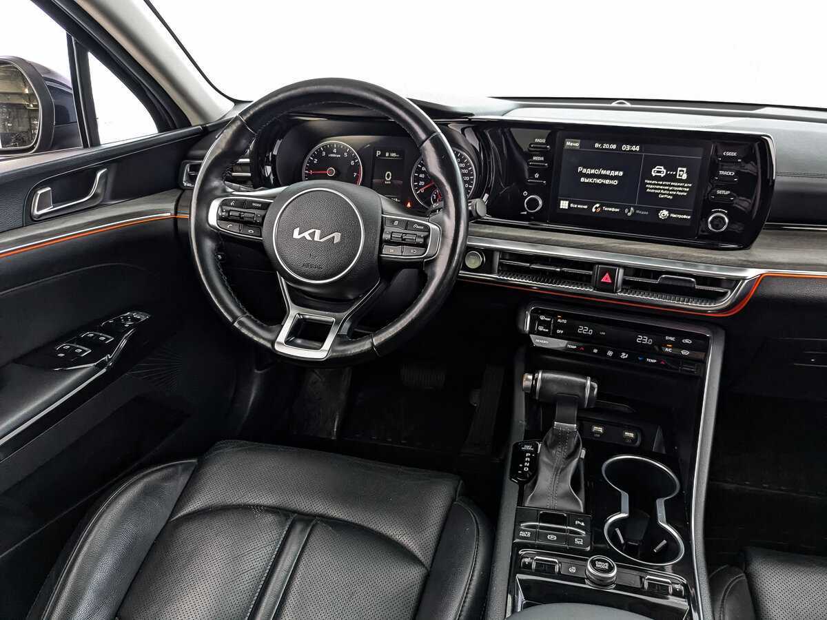 Купить Kia K5 с пробегом. Фото: #16