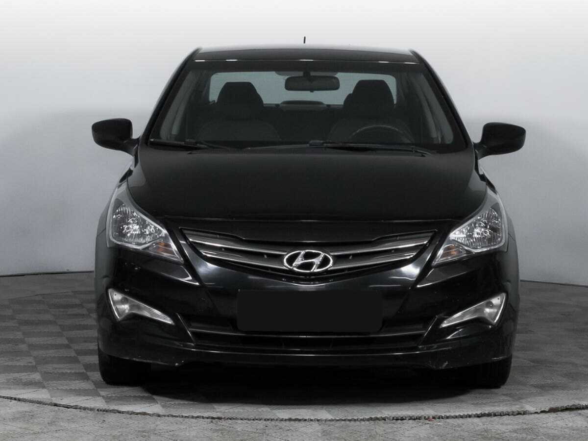 Купить Hyundai Solaris с пробегом. Фото: #1