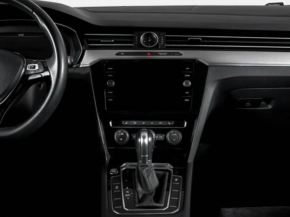 Купить Volkswagen Passat с пробегом. Фото: #12